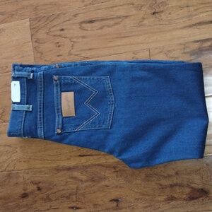 Wrangler Heritage Fit Jeans